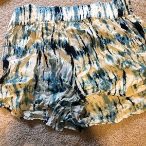 Tie dyed flowy shorts